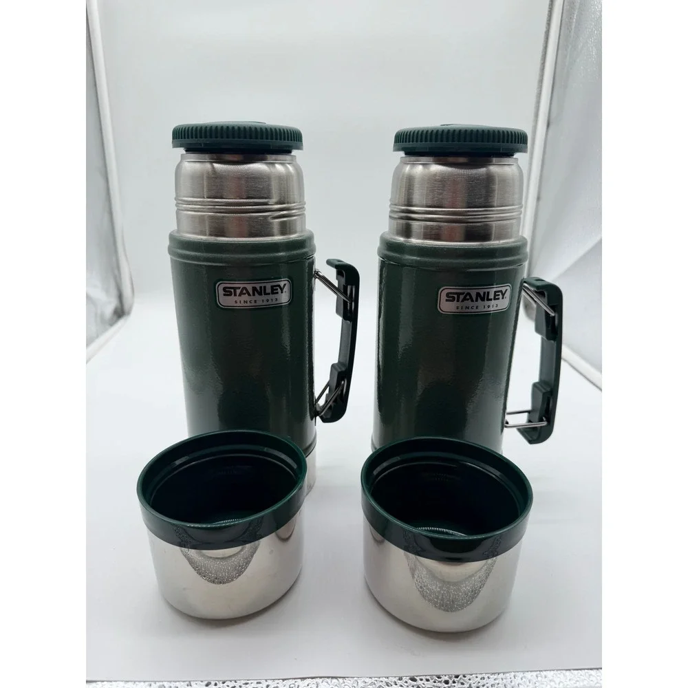 Stanley Classic Vacuum Insulated Thermos 24oz Green Set of 2 Never Used - Picture 2 of 5